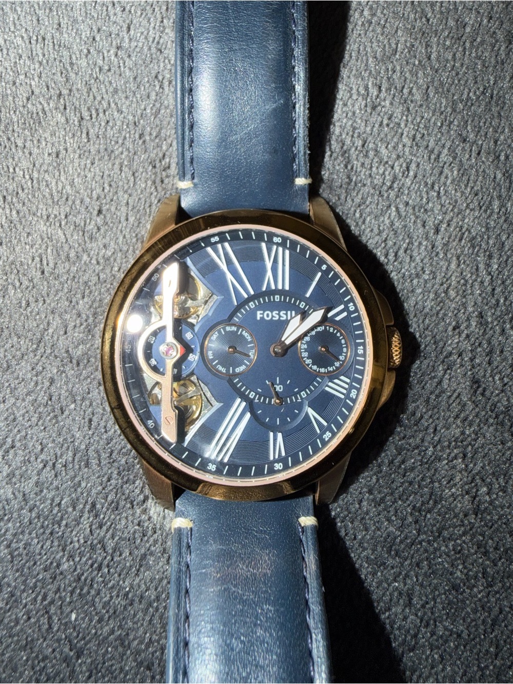 Fossil Men's Blue Dial Leather Strap Watch with Gold (NEEDS BATTERY REPLACEMENT)